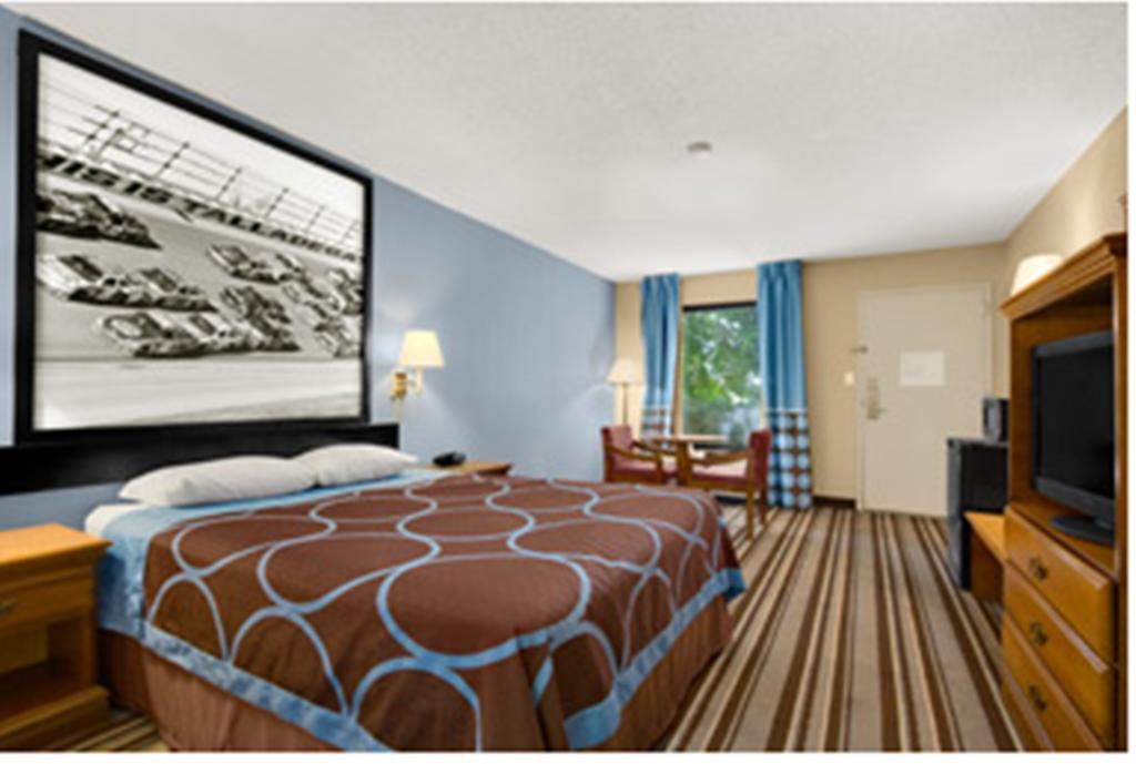 Super 8 By Wyndham Oxford Motel Room photo