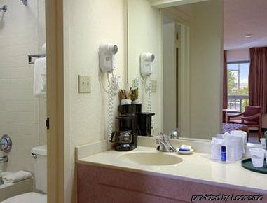 Super 8 By Wyndham Oxford Motel Room photo